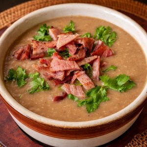 Cestnut and smoked bacon soup
