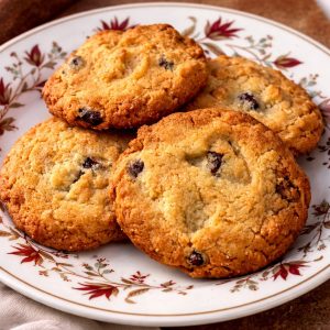 Coconut and cranberry cookies