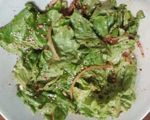 Korean lettuce salad
